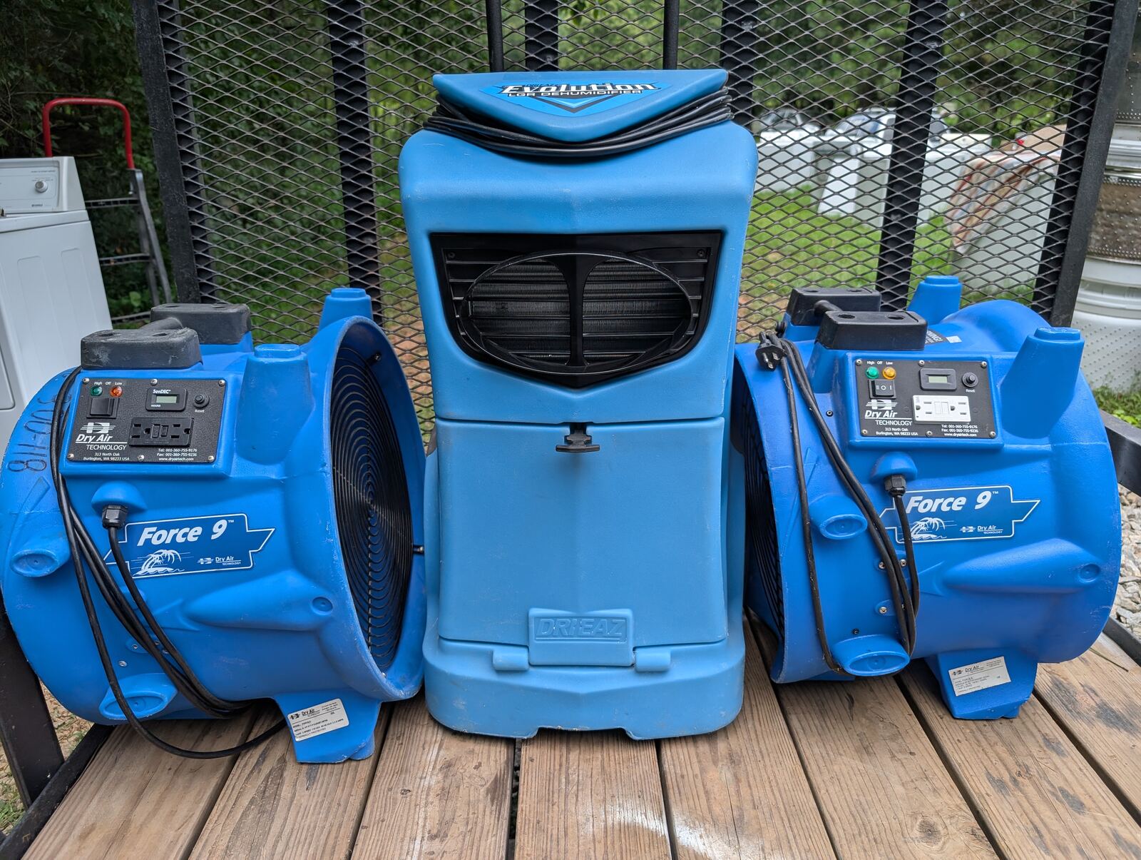 Commercial Dri-Eaz LGR dehumidifier rental kit with two Force 9 air movers in Winder, GA