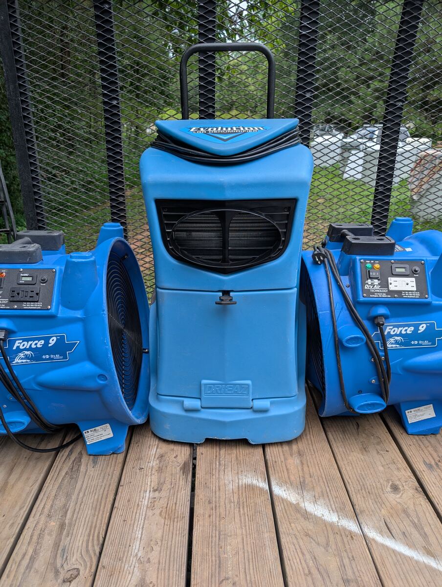 Dri-Eaz Evolution LGR commercial dehumidifier for rent