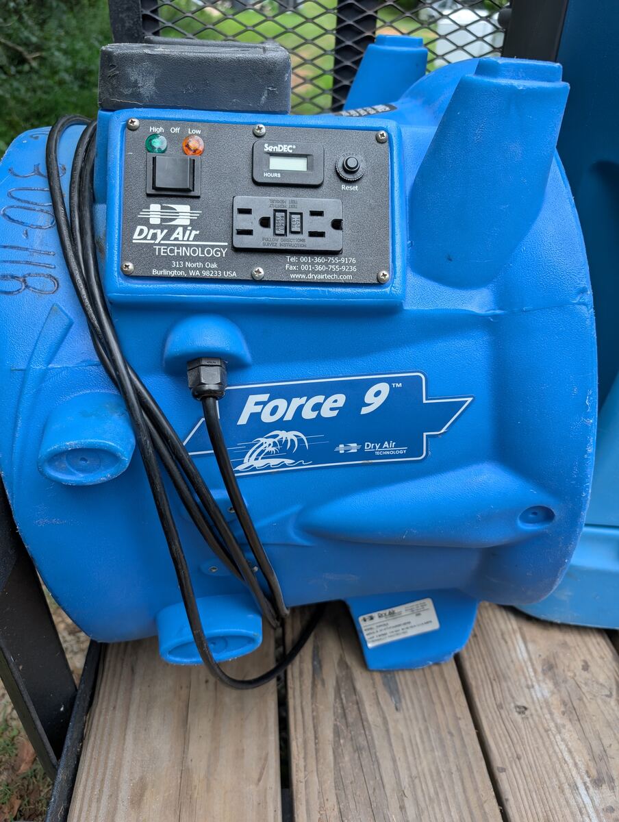 Force 9 high-speed air mover drying fan for rent